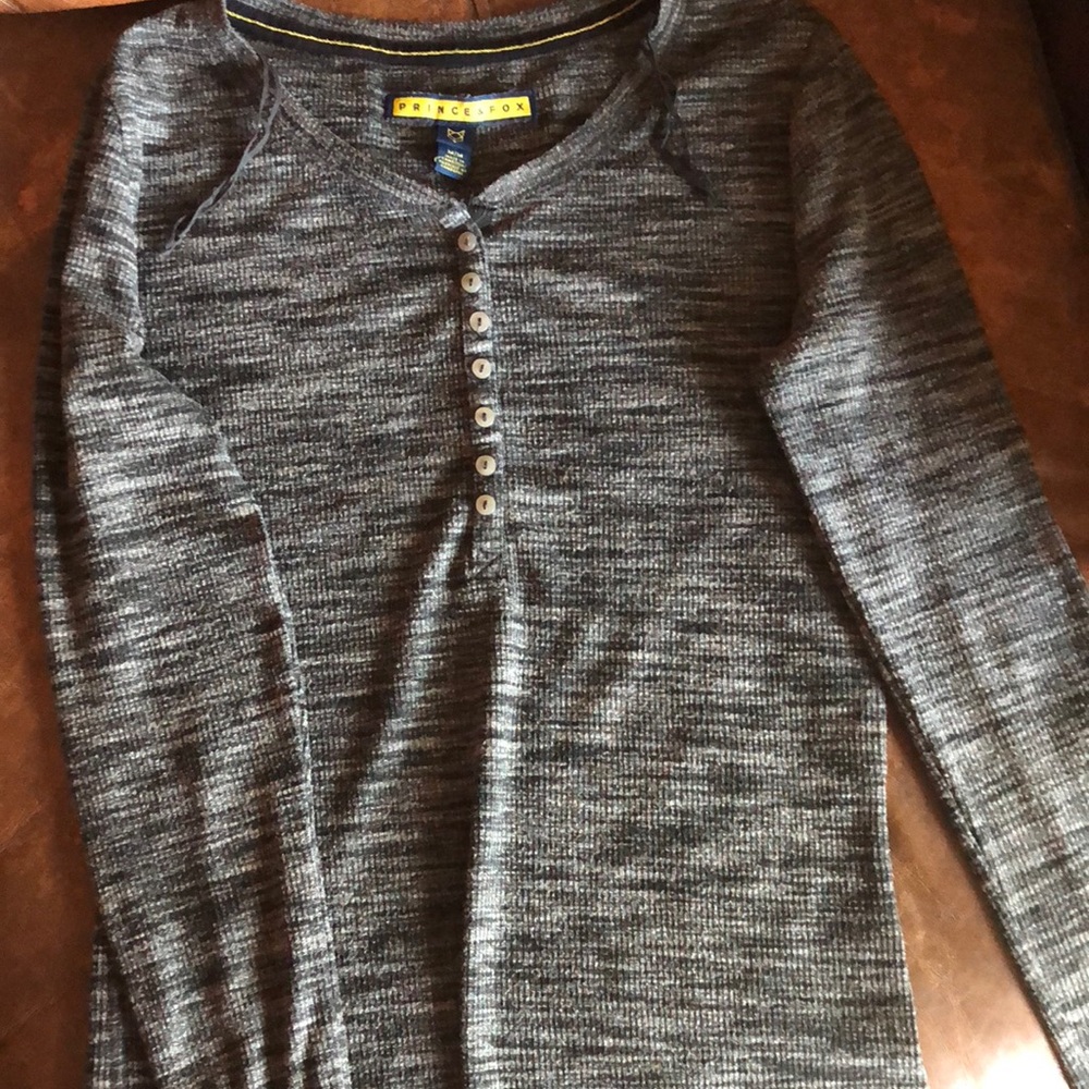 Aeropostale long sleeve shirt